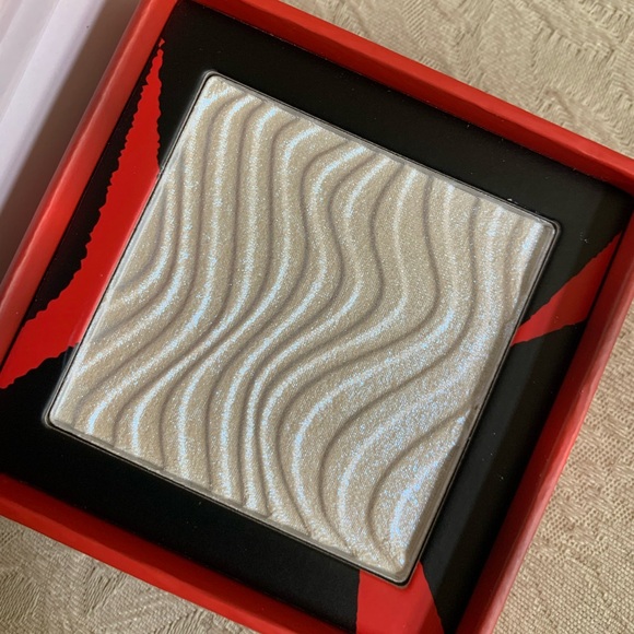 Glamlite x Friday the 13th Jason Lives Highlighter BNIB - Picture 5 of 14